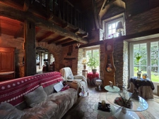 SUPERBE LONGERE EN PIERRE-Charme et sérénité dans un hameau 