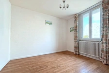 Maison 100 m2   Quartier Arago   Jardin et garage.