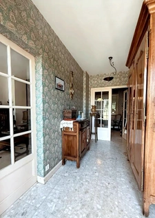 Maison de plain-pied avec grand terrain rare   Quartier Gare