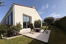 Maison de plain-pied avec jardin arboré, secteur Château d'O