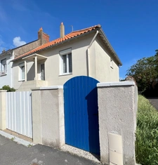 Maison 100 m2   Quartier Arago   Jardin et garage.