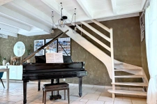 Villa de plain-pied 180 m2 avec piscine et pool house