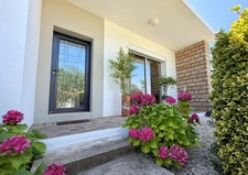 Maison familiale rénovée avec volumes rares   Quartier Saint