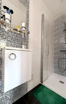 Maison familiale rénovée avec volumes rares   Quartier Saint