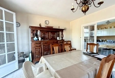 Maison de plain-pied avec grand terrain rare   Quartier Gare