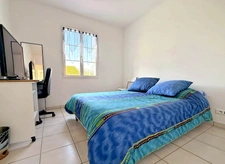 Maison de plain-pied avec jardin arboré, secteur Château d'O