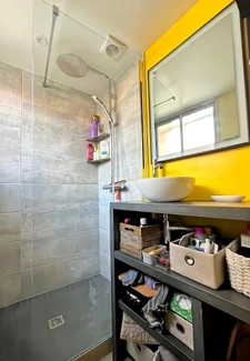 Charmante maison de ville de plain-pied à deux pas de la pla