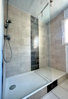 À vendre   Appartement T2 lumineux, rénové, à deux pas du ce