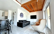 Duplex lumineux avec balcon et ascenseur à proximité immédia