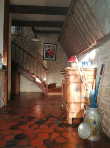 MAISON CHARENTAISE AVEC STUDIO PISCINE DEPENDANCES  247 M2