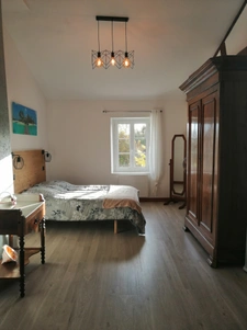 MAISON CHARENTAISE AVEC STUDIO PISCINE DEPENDANCES  247 M2