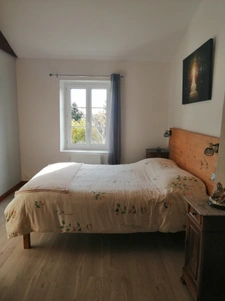 MAISON CHARENTAISE AVEC STUDIO PISCINE DEPENDANCES  247 M2