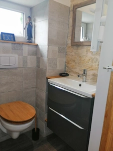 MAISON CHARENTAISE AVEC STUDIO PISCINE DEPENDANCES  247 M2