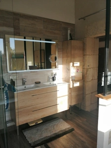 MAISON CHARENTAISE AVEC STUDIO PISCINE DEPENDANCES  247 M2