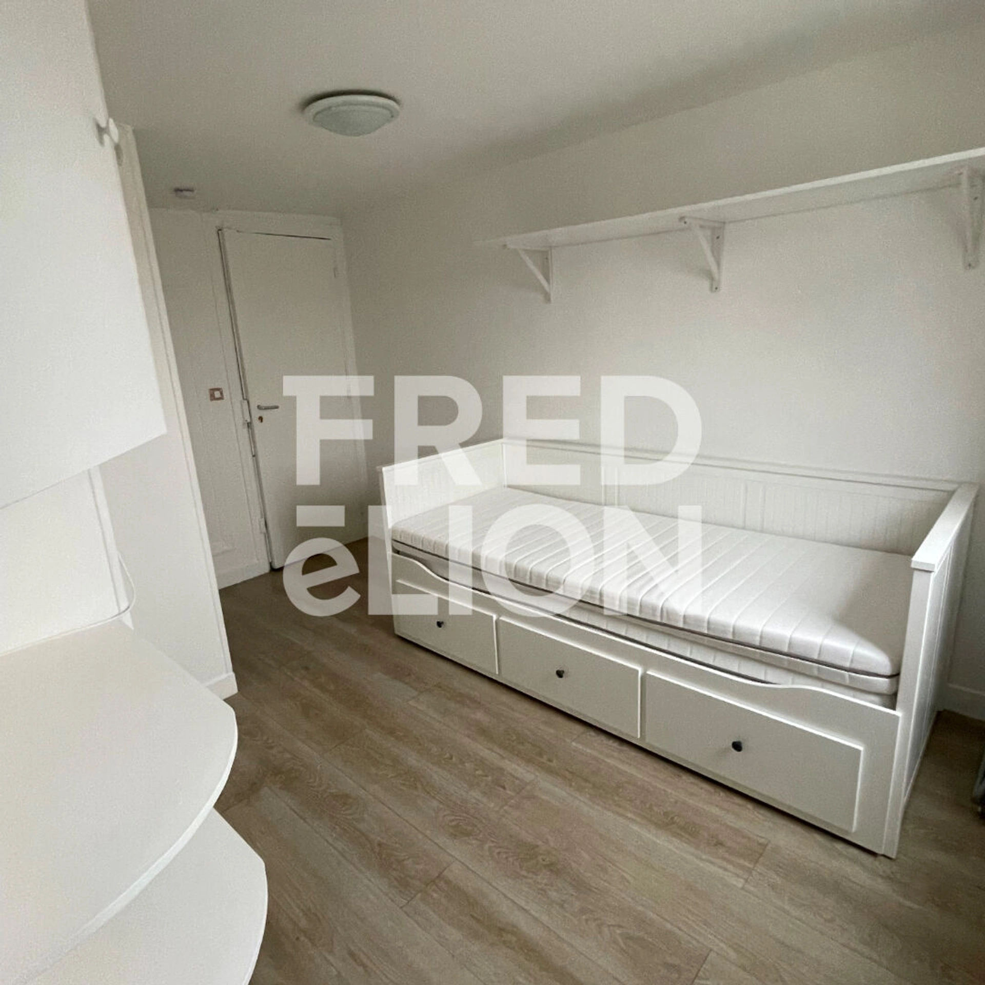 EXCLUSIVITÉ, FREDELION Village Europe  - rue de Clichy Studio de 15,7 m² 2
