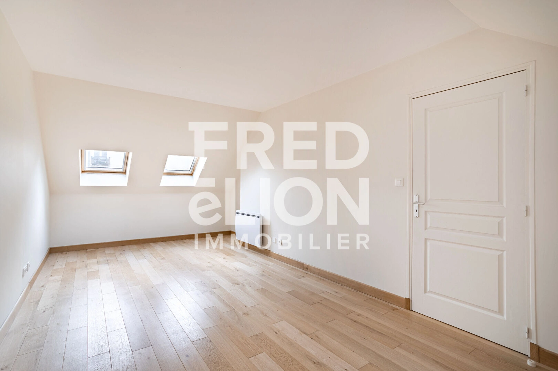 VERSAILLES - RUE DES ETATS GENERAUX 6