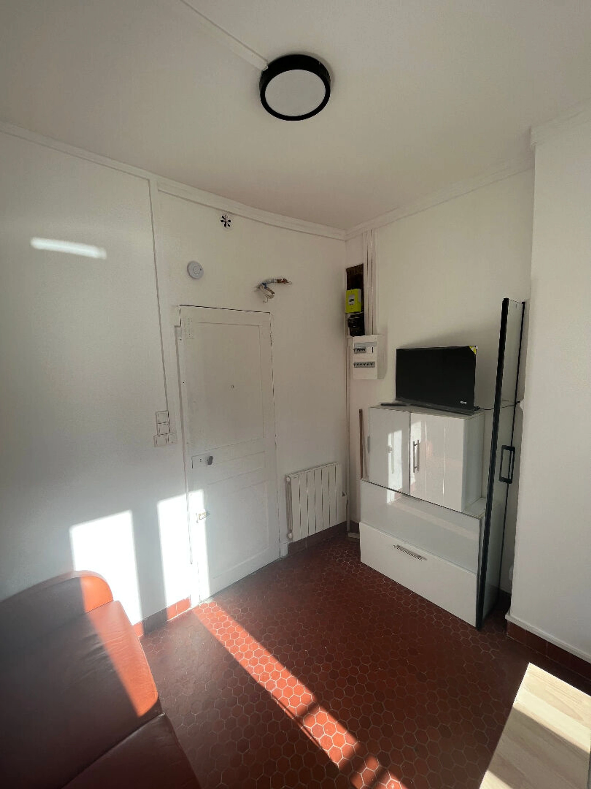Appartement Paris 1 pièce(s) 9.79 m2 3