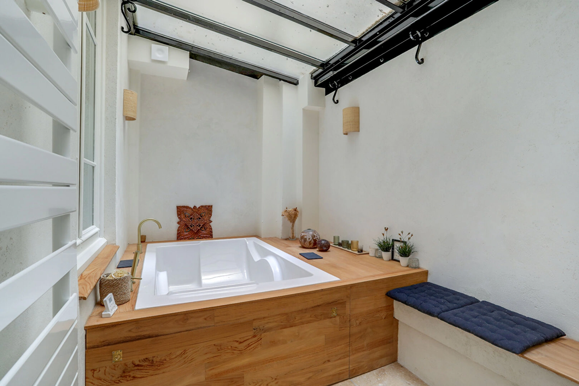 PARIS 8 -  QUARTIER EUROPE 9