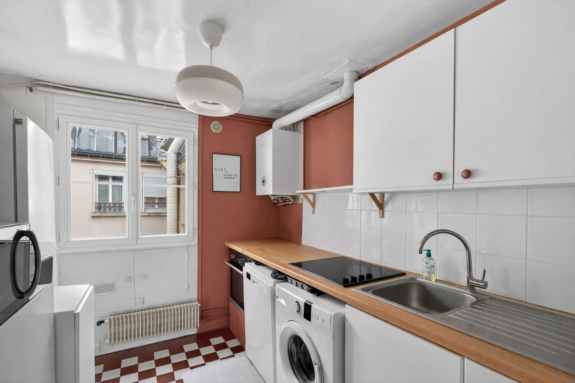 PARIS 8 - RUE D'AMSTERDAM 8