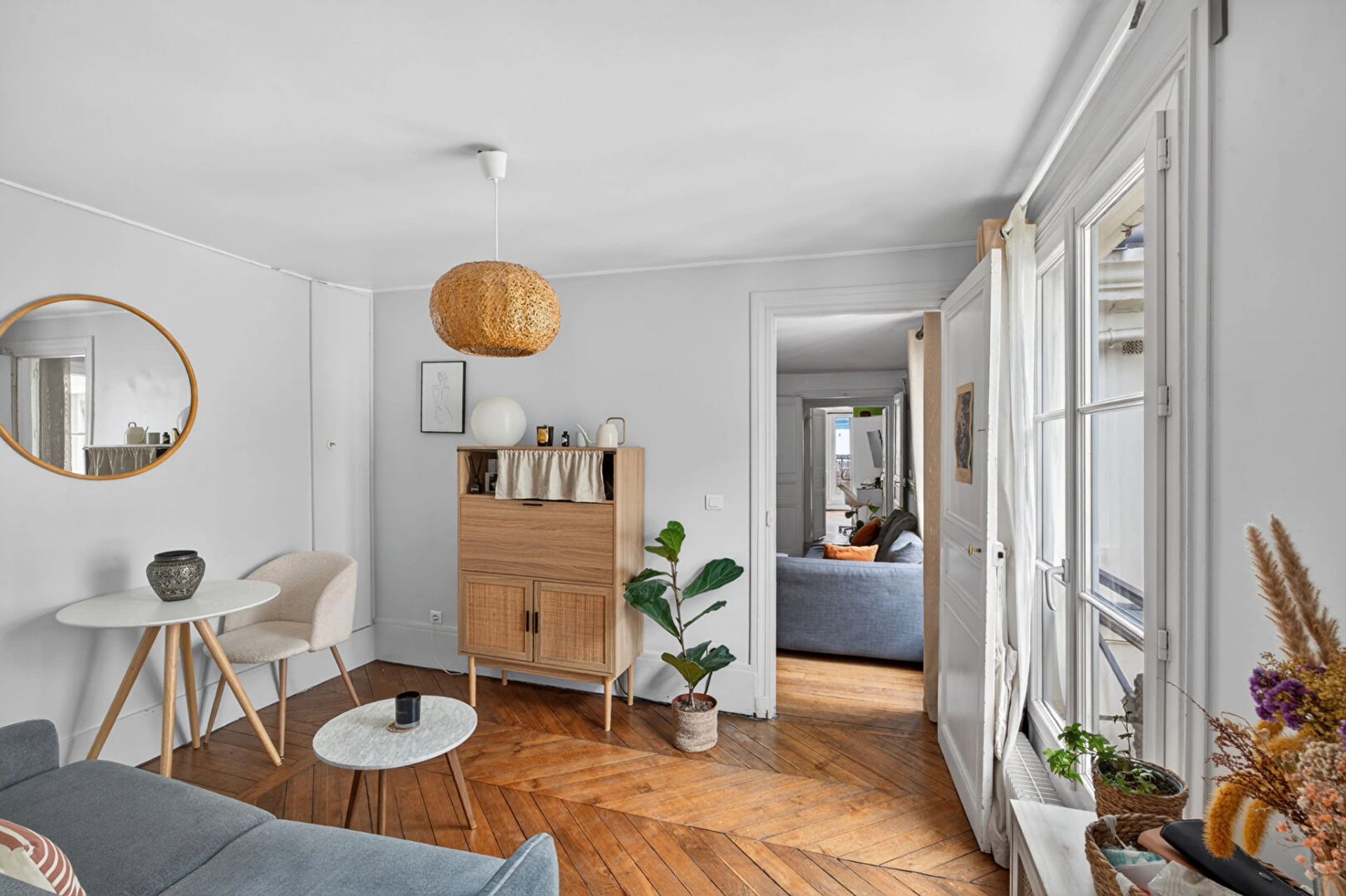 PARIS 8 - RUE D'AMSTERDAM 3