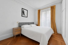 Paris 8 - Rue Andrieux 8