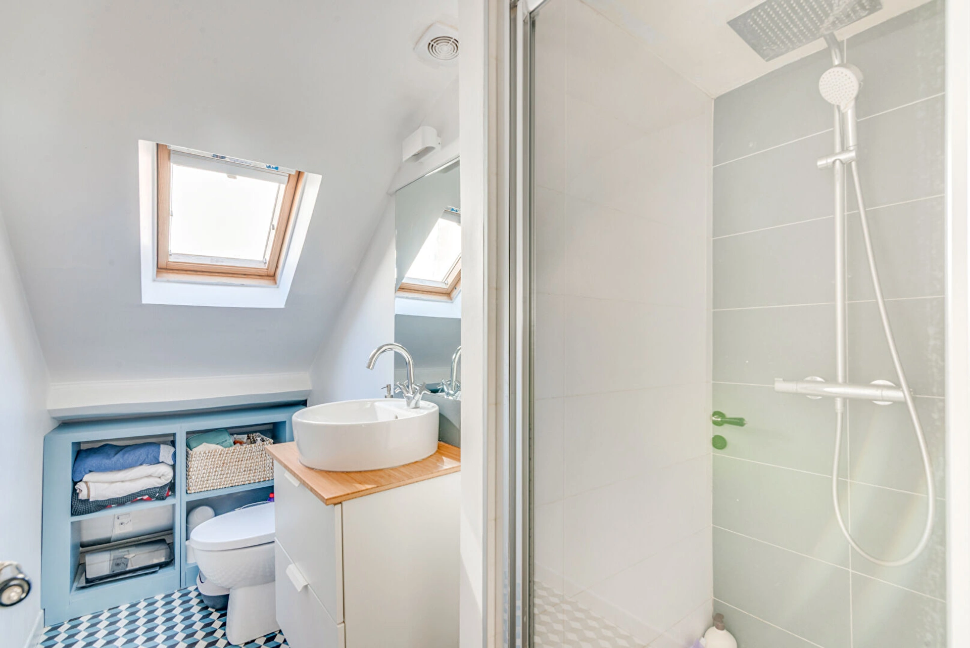 PARIS X - CANAL SAINT MARTIN 11