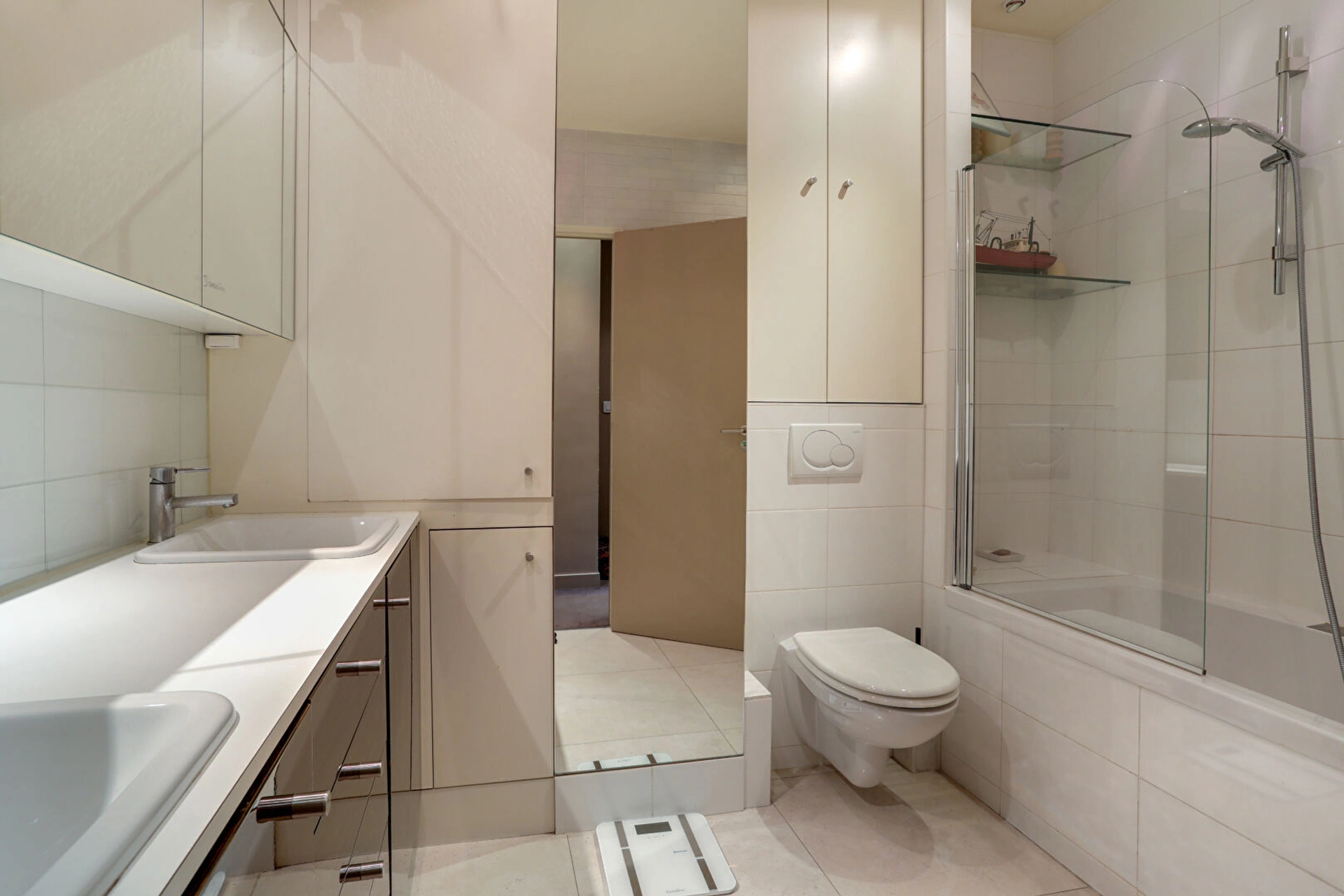 PARIS 8 -  QUARTIER EUROPE 8