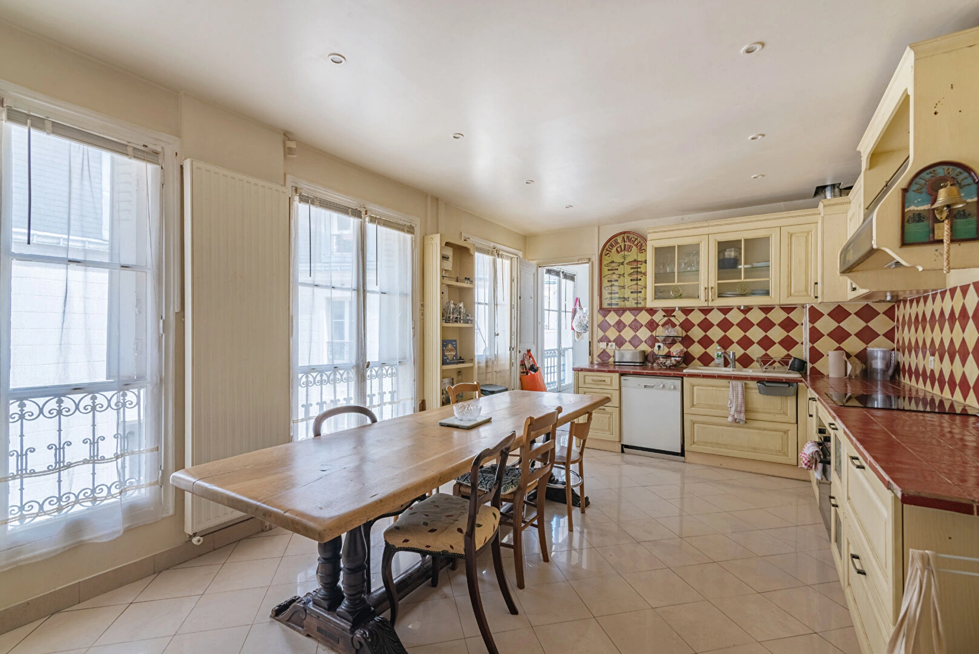 PARIS 8 - QUARTIER EUROPE 8