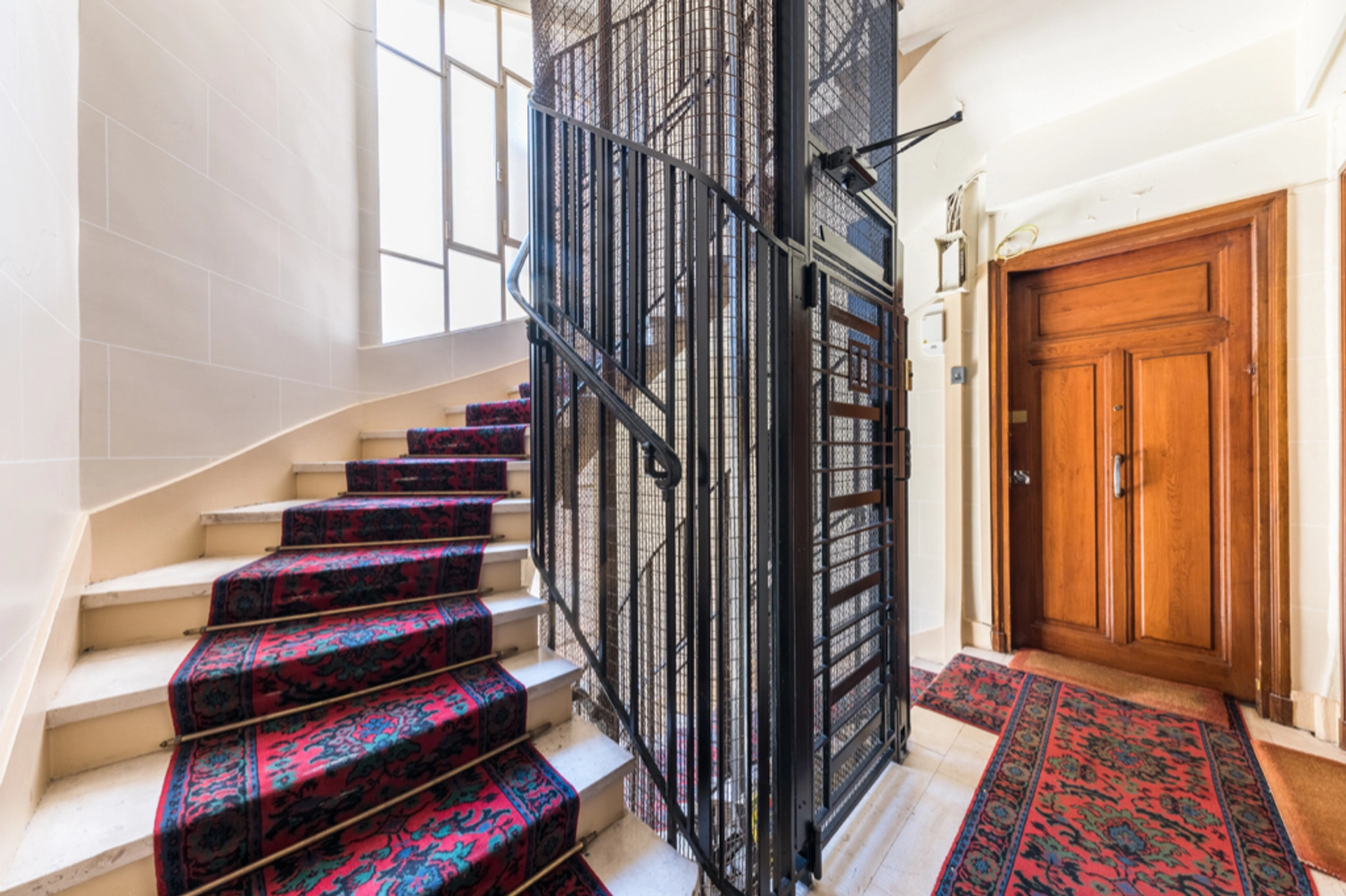 EXCLUSIVITE - 2 pièces -  Parc Monceau 6