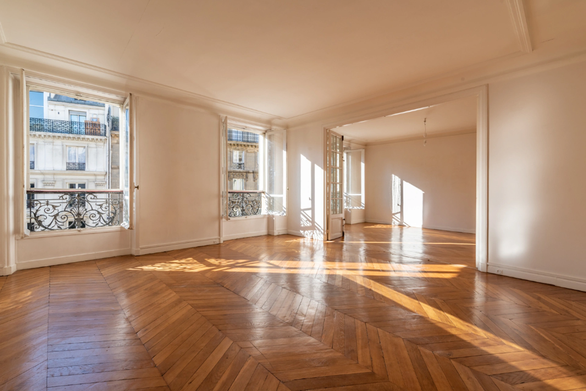 Appartement Paris 5 pièce(s) 107.7 m2 1