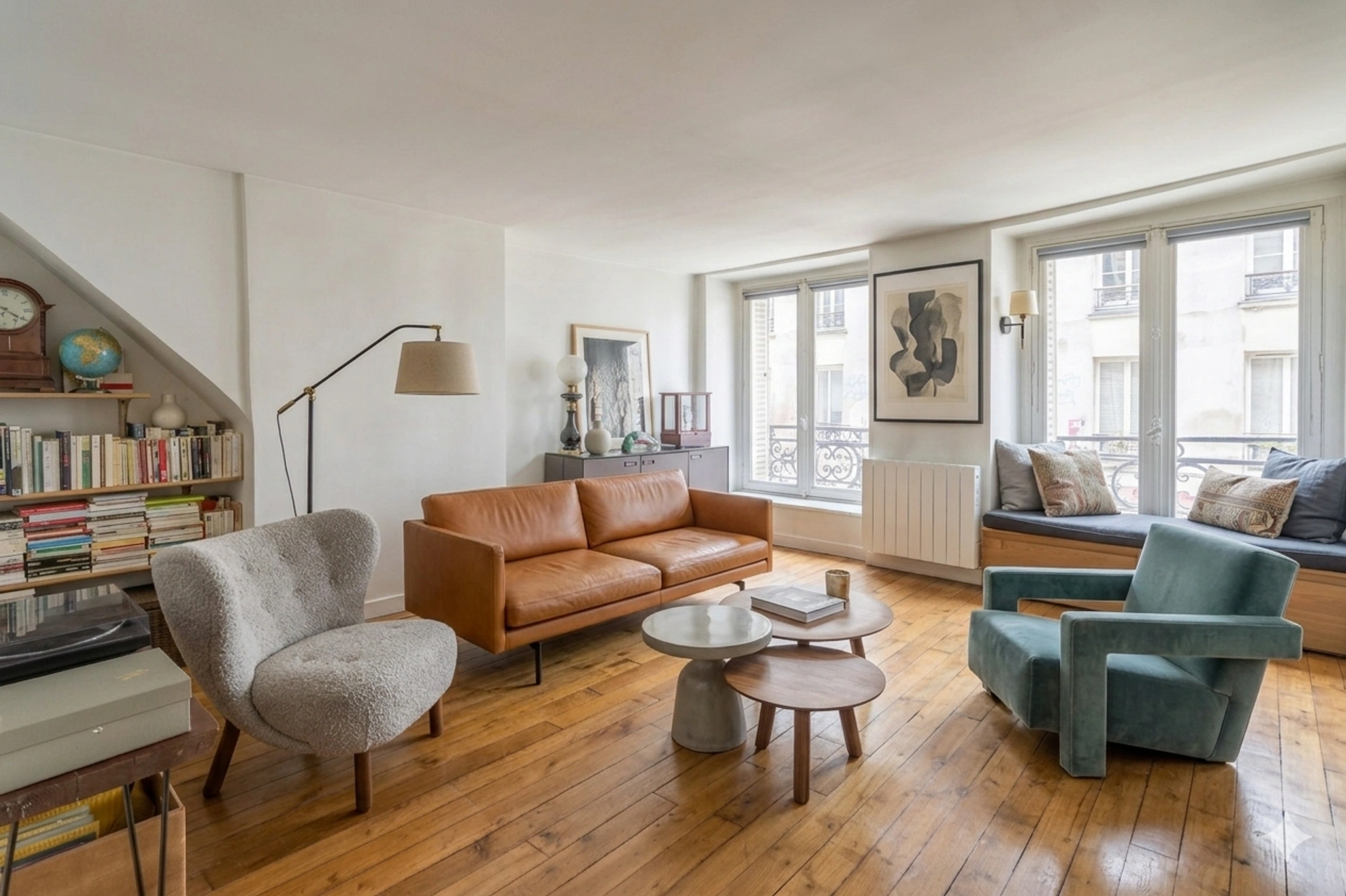 FAUBOURG ST DENIS, 2 PIECES, 52m² 1