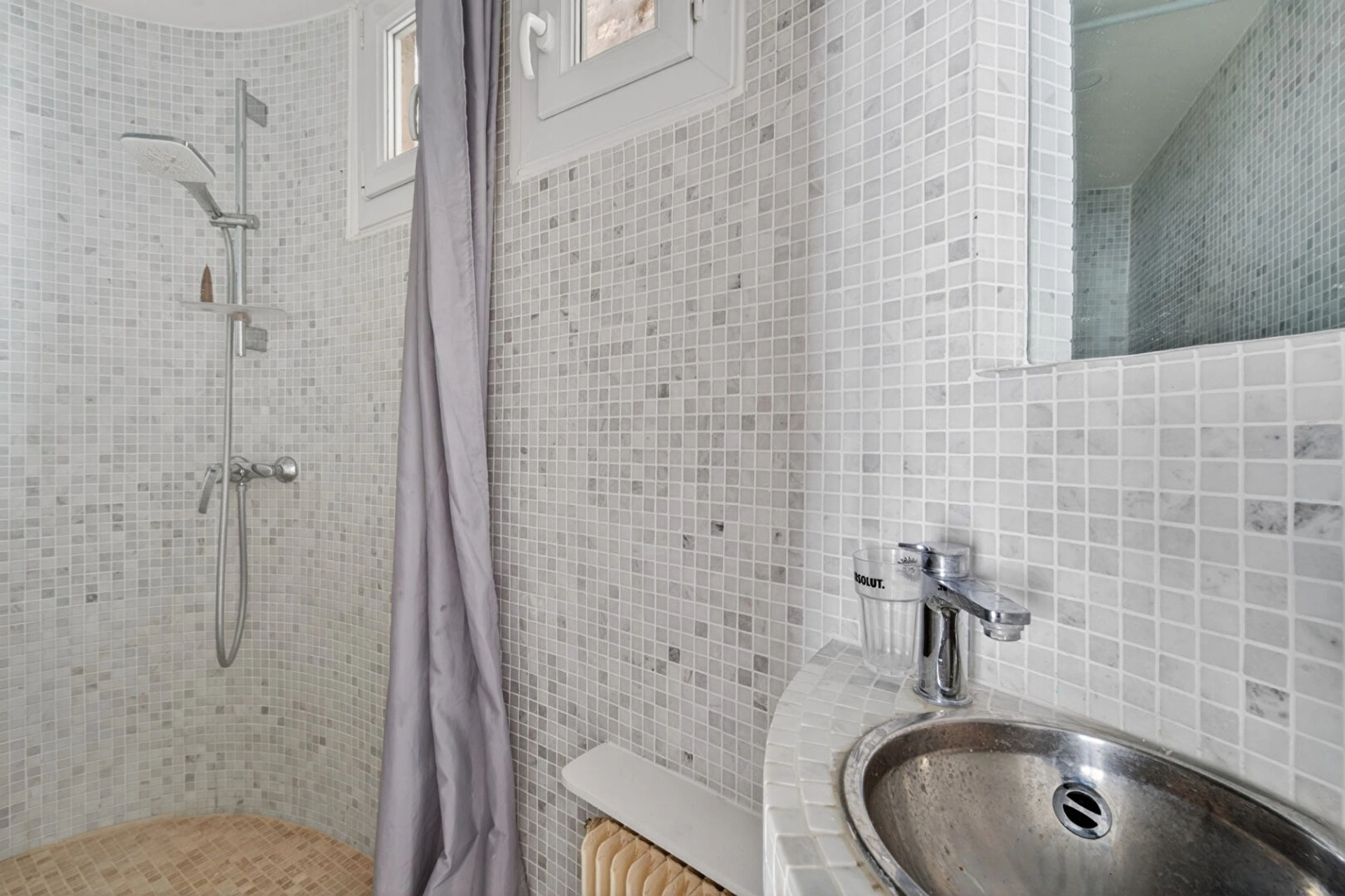 PARIS 10 - VILLAGE SAINT MARTIN 5