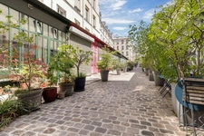 FAUBOURG ST DENIS, 2 PIECES, 52m² 10