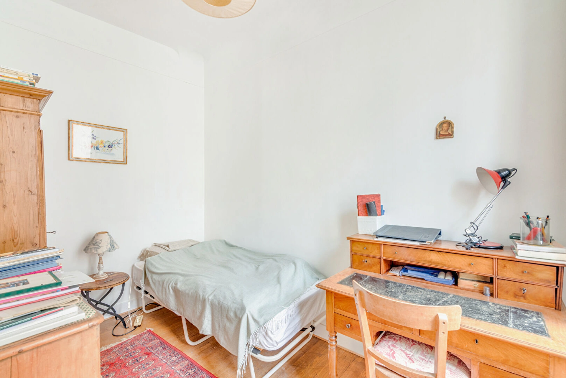 PARIS X - VILLAGE SAINT MARTIN 11