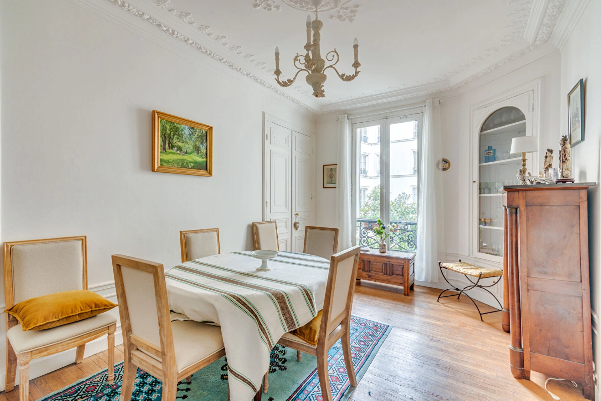 PARIS X - VILLAGE SAINT MARTIN 6