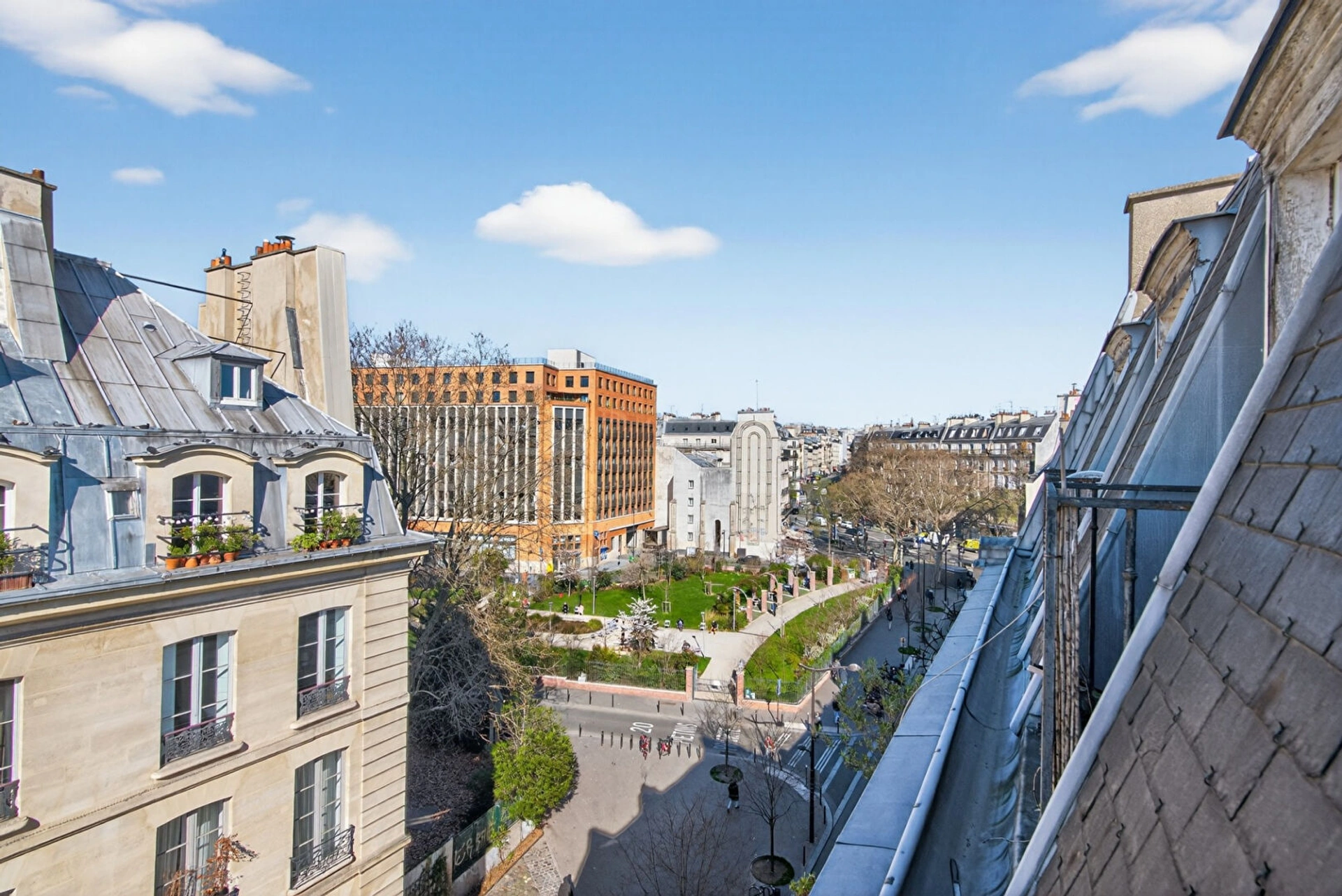 PARIS 10 - PORTE SAINT DENIS 3