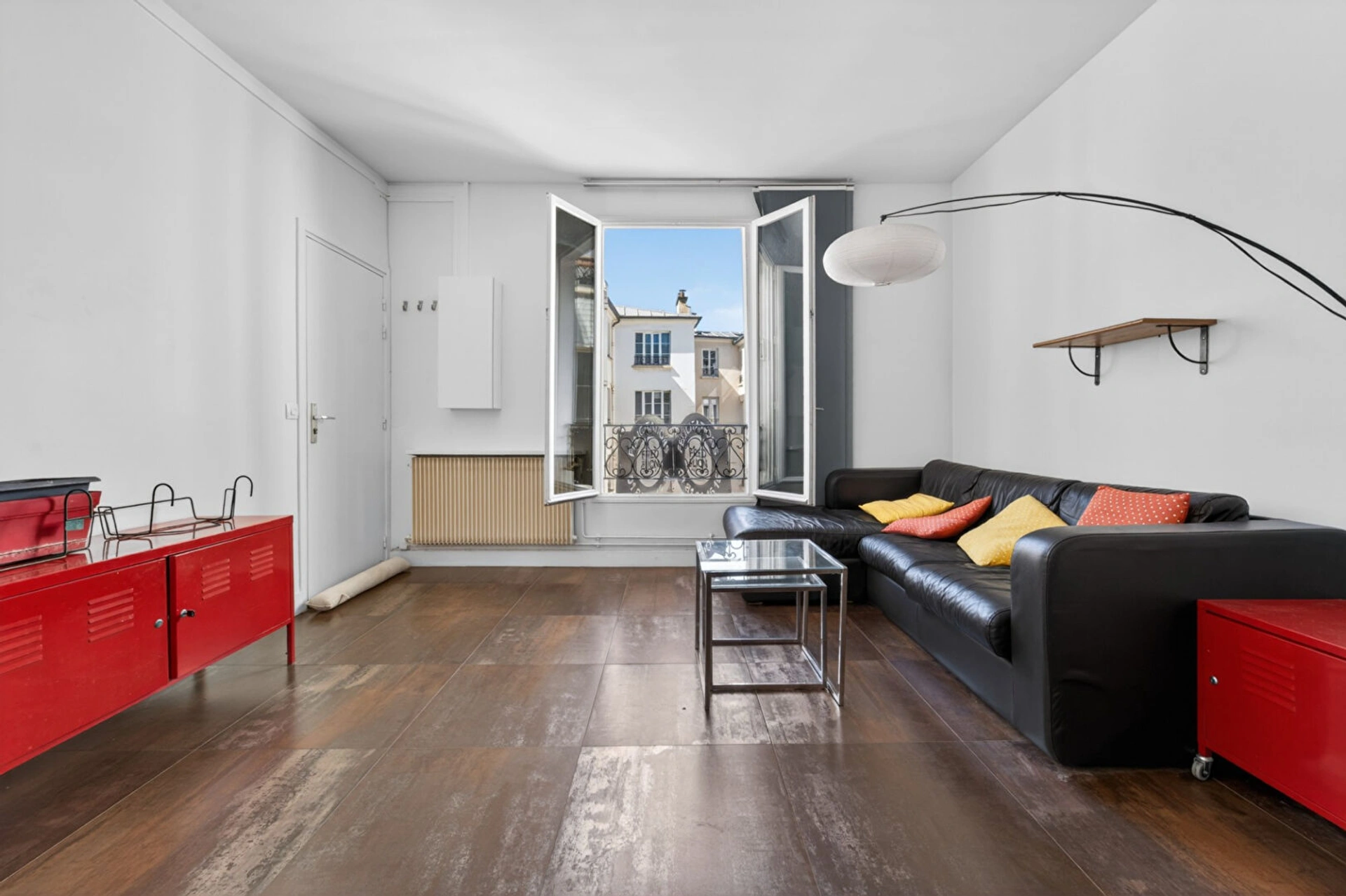 PARIS 10 - VILLAGE SAINT MARTIN 1