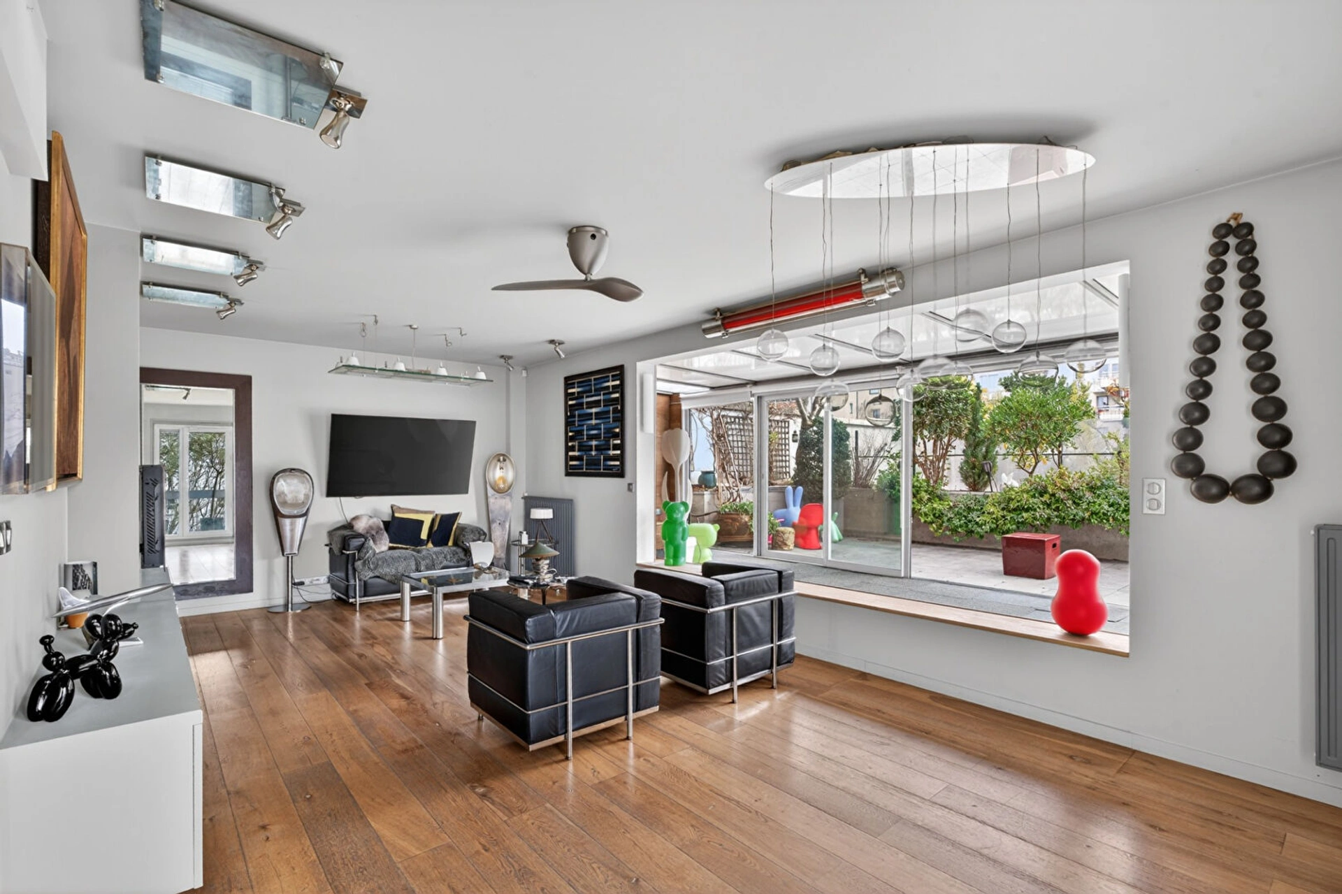 PARIS 19 - Porte des Lilas 1