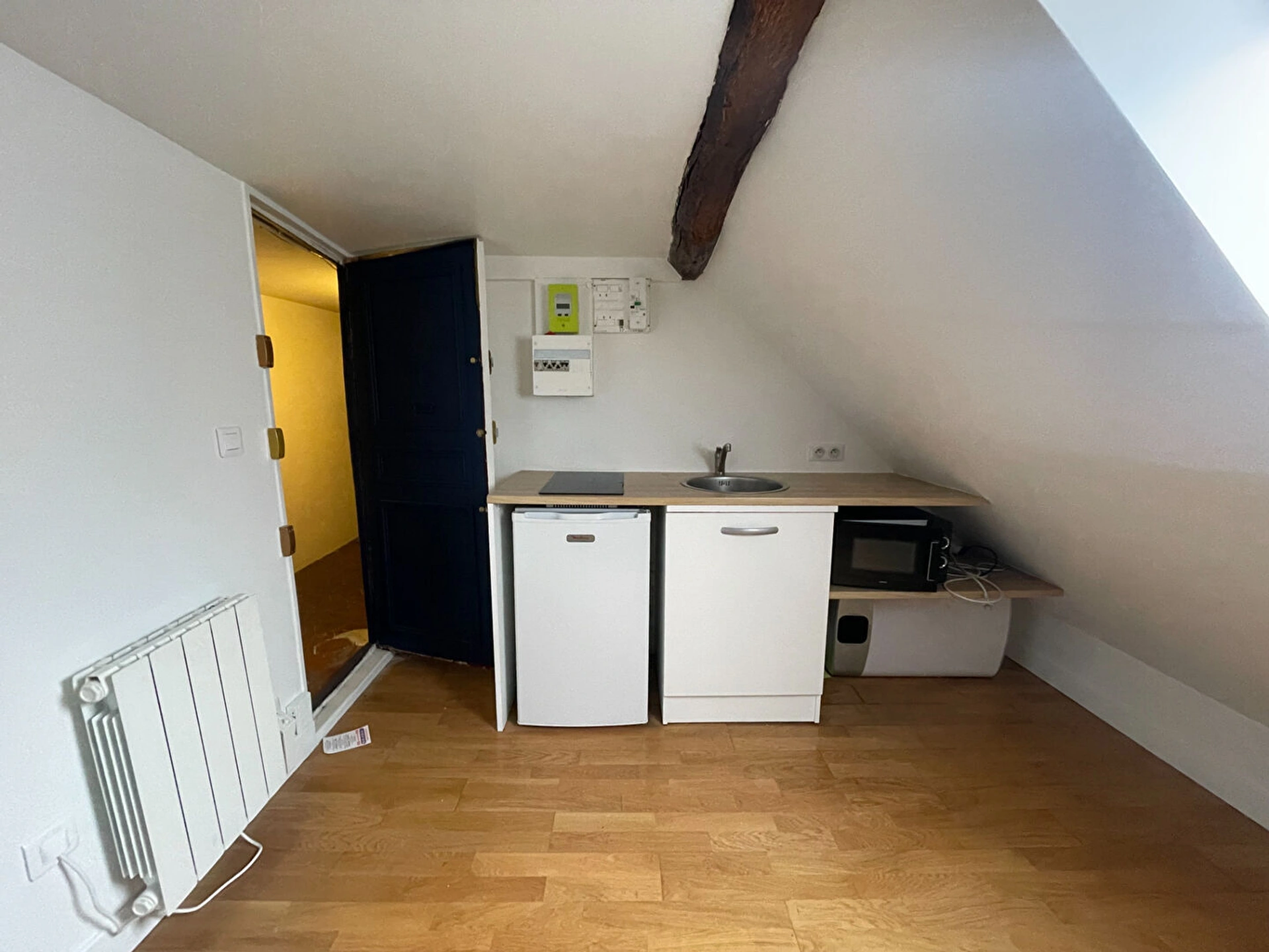 Studette, 5m², Faubourg St Denis 2