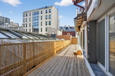 PARIS 10 - LOUIS BLANC 3