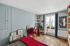 PARIS 10 - VILLAGE SAINT MARTIN 8