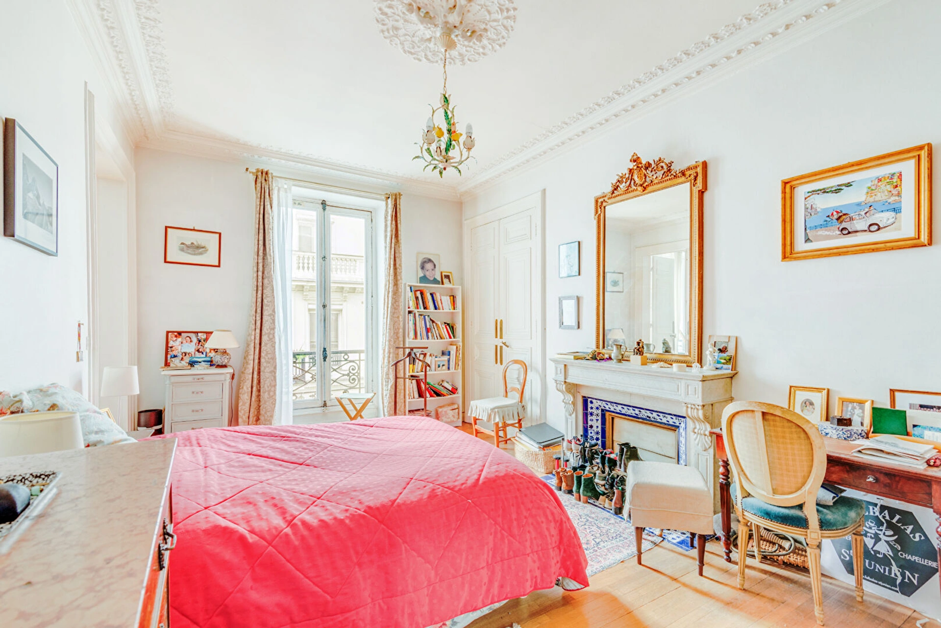 PARIS X - VILLAGE SAINT MARTIN 14