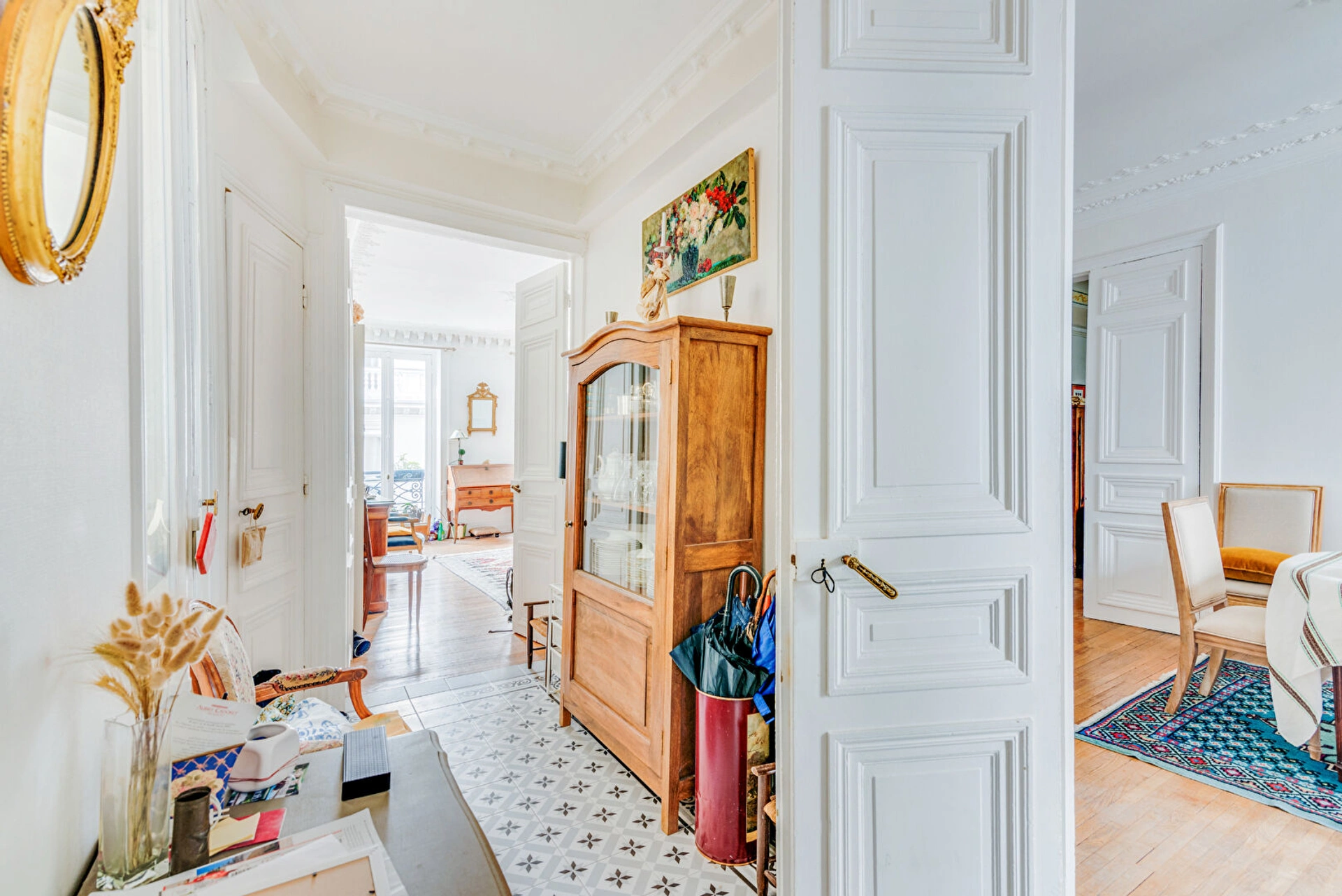 PARIS X - VILLAGE SAINT MARTIN 15