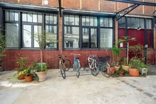 Paris 75011 Rue Jean Pierre Timbaud 4