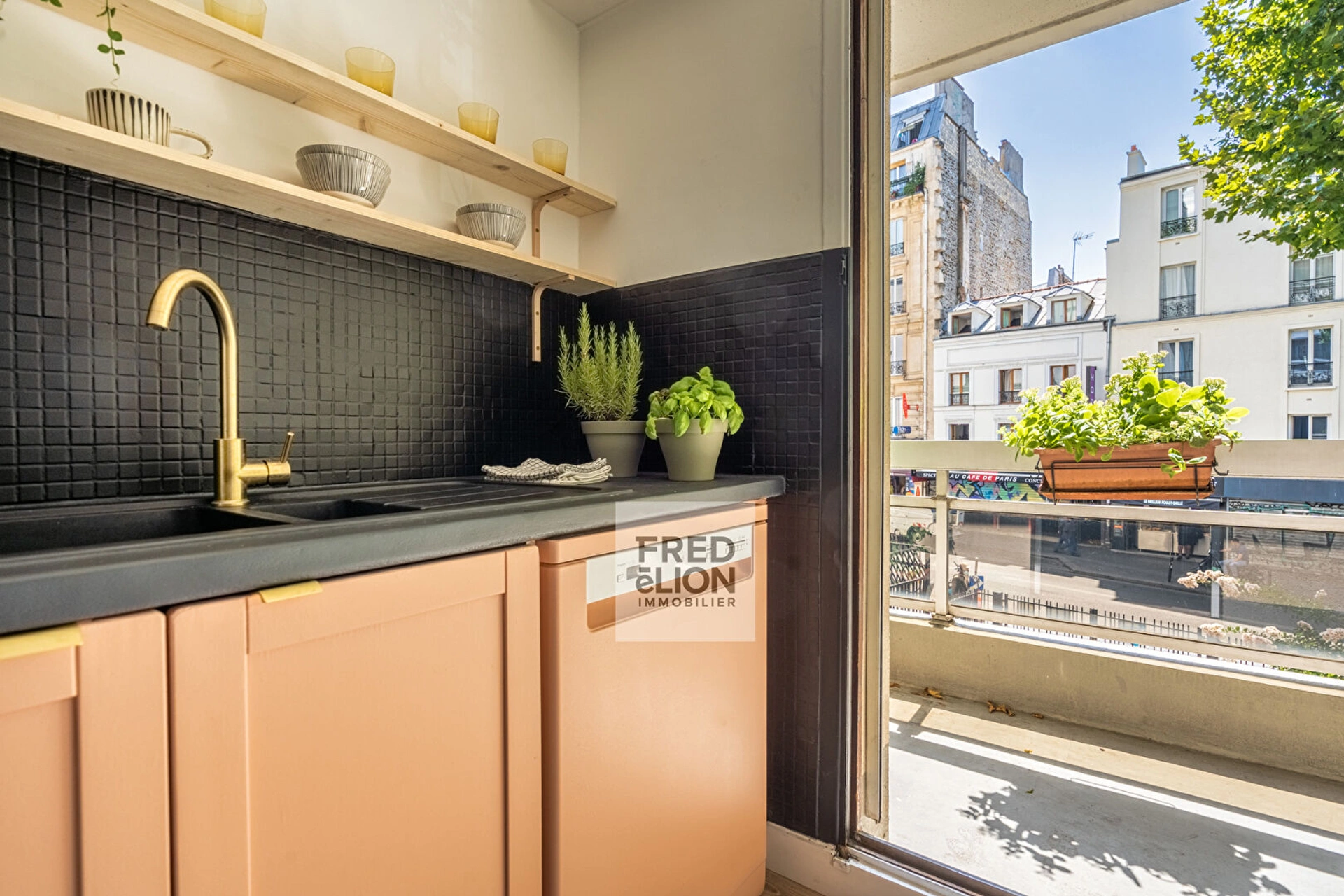 Paris 11ème  - Rue Oberkampf  - Appartement 3 Pièces avec balcon 5