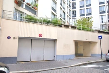 PARIS 75020 PLACE DE PARKING dans résidence (Rue Etienne Marey) 1