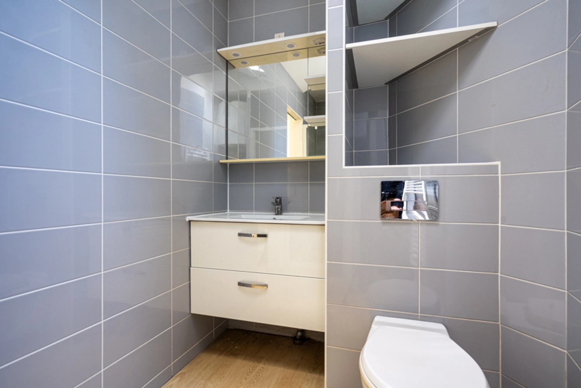 PARIS 75011 - RUE OBERKAMPF 4