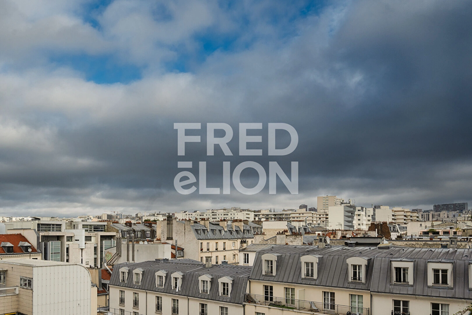 PARIS 11 - RUE SAINT-MAUR - 2 PIECES 14