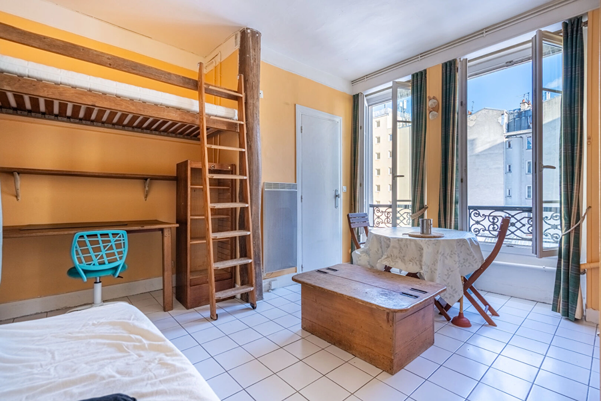 PARIS 11 - VILLAGE OBERKAMPF 3