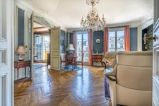 PARIS 11 - REPUBLIQUE 7